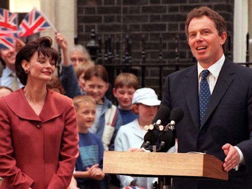 Britpop and £1.80 pints: How the UK looked last time Labour came to power | ITV News
