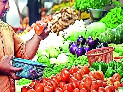 Miseries of price rise: Consumers feel pinch as price inflates kitchen budget