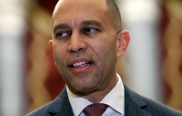 Hakeem Jeffries Calls Out Speaker Mike Johnson Over Missing Jan. 6 Plaque