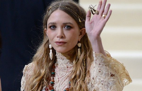 Mary-Kate Olsen's Casual Relationship With Sean Avery Still Has Friends Worried