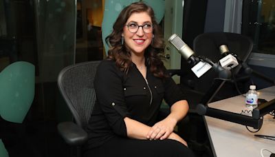 Mayim Bialik's What Not To Wear Controversy, Explained - Looper