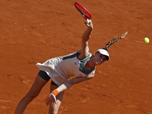 French Open: Sabalenka, Rybakina advance; Medvedev upset on Day 9