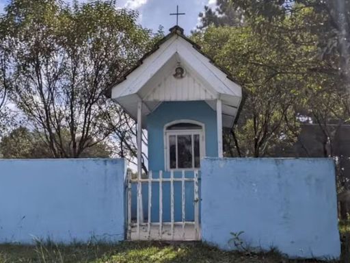 Por dentro do 'Cemitério dos Anjos', considerado o menor do mundo