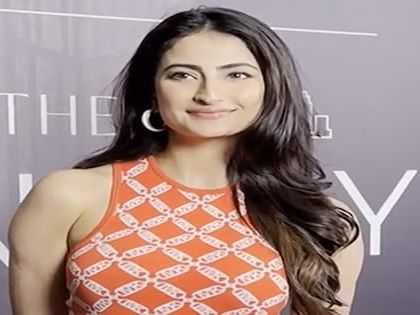 Video | Palak Tiwari Flashed Her Brightest Smile For The Paparazzi At An Event