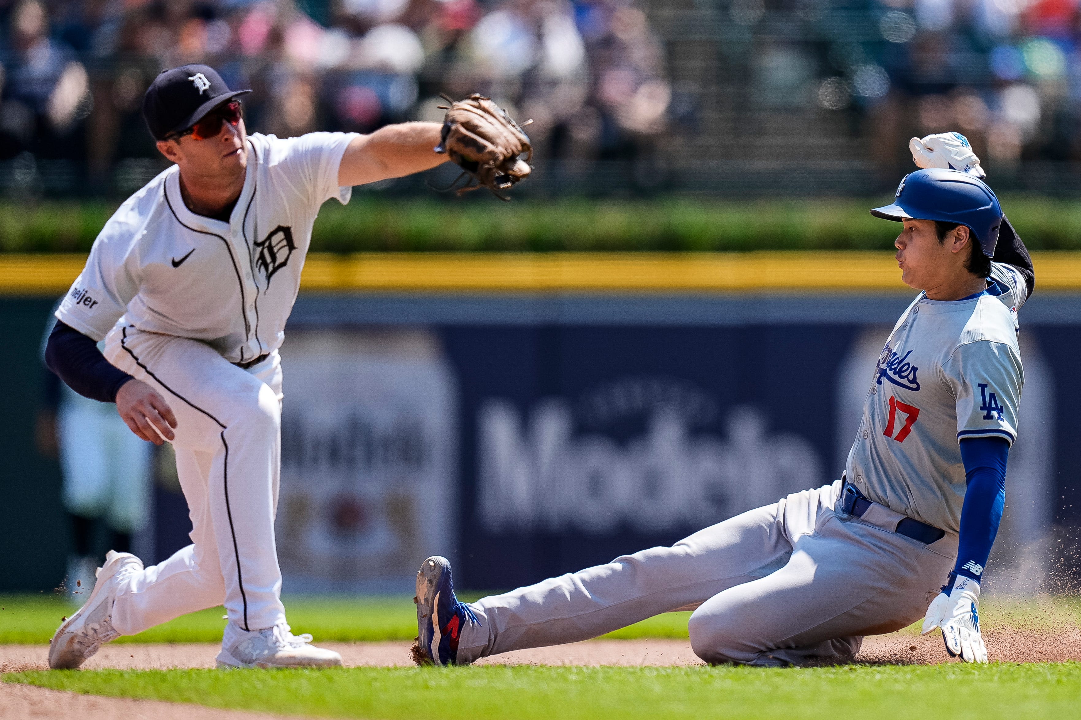 Detroit Tigers' 2025 schedule release: Earliest start ever, on the West Coast