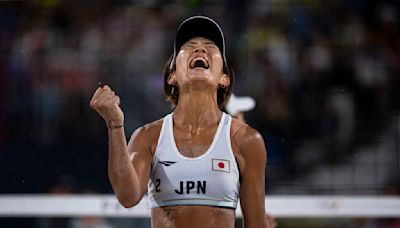 Budinger and Evans win lucky loser beach volleyball match to reach knockout round of Paris Olympics