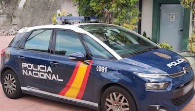 Los servicios de emergencias localizan el cadáver de un hombre en un piso de Vigo tras recibir alertas vecinales por el mal olor