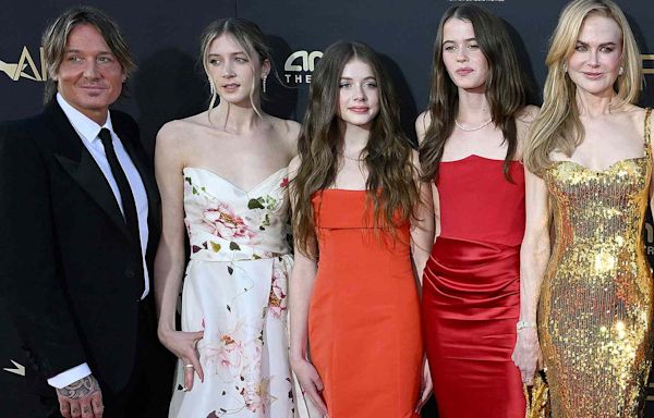 Nicole Kidman and Keith Urban Pose with Teenage Daughters Sunday and Faith at Her AFI Tribute