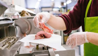 2 dead, 28 hospitalized from listeria outbreak linked to deli meat in 12 states