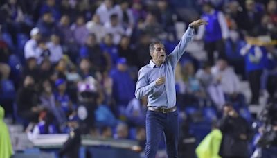 ¿Por qué no se saludaron Martín Anselmi y Renato Paiva?, se pregunta la prensa de México luego del Cruz Azul vs. Toluca, que enfrentó a los extécnicos...