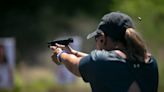 Maestros de jardín de niños en EEUU entrenan 24 horas para portar un arma