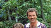 ‘Magnum P.I.’ Reunion: Tom Selleck & Larry Manetti Together Again For ‘Blue Bloods’ Episode – Photo