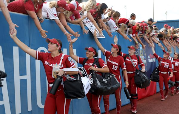 OU softball live score updates vs Texas in Game 2 of WCWS championship series