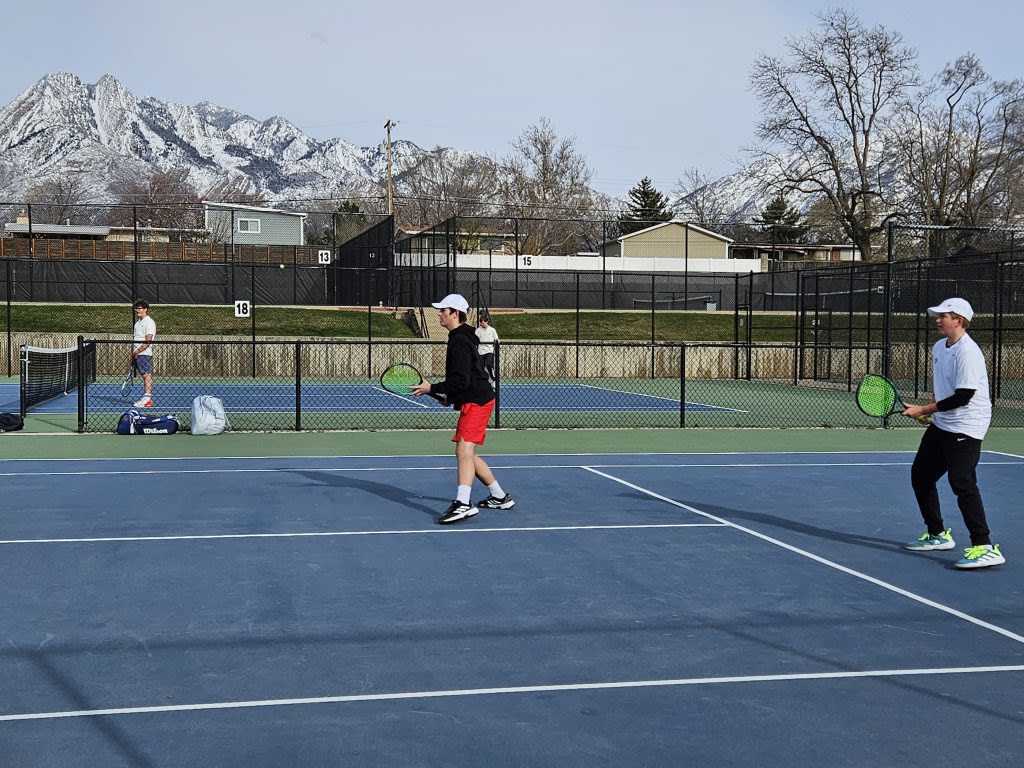 Miners boys tennis sending four to state tournament