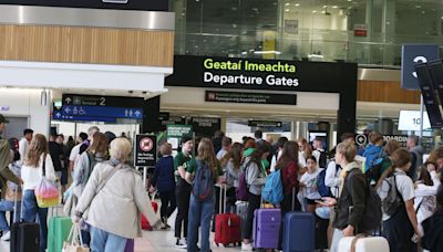 Ryanair accused of halving cabin bag dimensions as people see if luggage fits