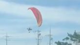 Fact Check: Video Shows a Hamas Paraglider Fatally Crashing into a Power Line?