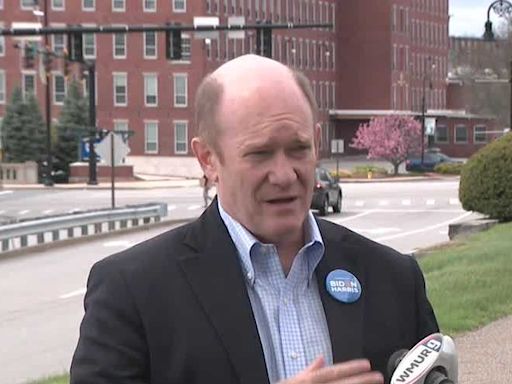 Sen. Chris Coons campaigns for President Joe Biden in New Hampshire