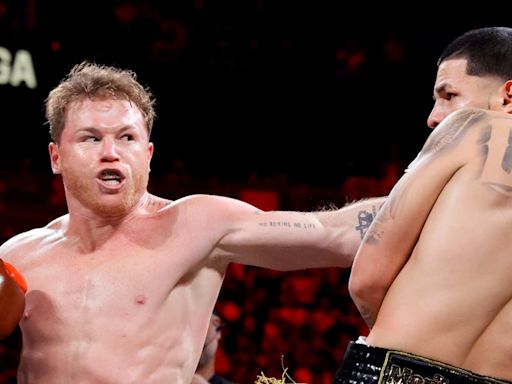 Canelo Álvarez Beats Edgar Berlanga By UD in Boxing Fight to Retain Unified Title