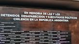 Instalan en Argentina un monumento conmemorativo por los 50 años del golpe en Chile