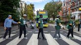 Green Bay Packers, in London for Sunday's NFL game, give Abbey Road photo their own spin
