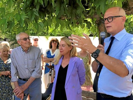 Législatives : Édouard Philippe en campagne pour construire un « bloc central »