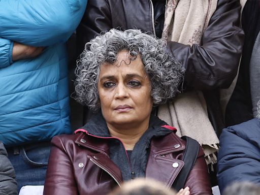 Vishwaguru And Arundhati Roy