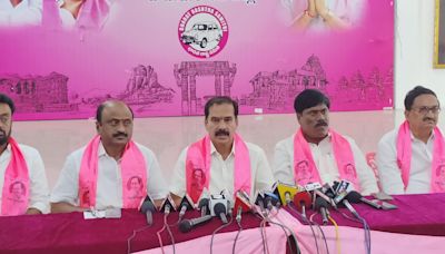 BRS leaders criticise Telangana CM Revanth for not allocating funds to Warangal