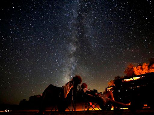 Before the Perseids, two other meteor showers peak this week: Here's how to see them