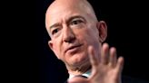 Jeff Bezos es demandado por su empleada doméstica por no dejarla ir al baño ni tomarse descansos