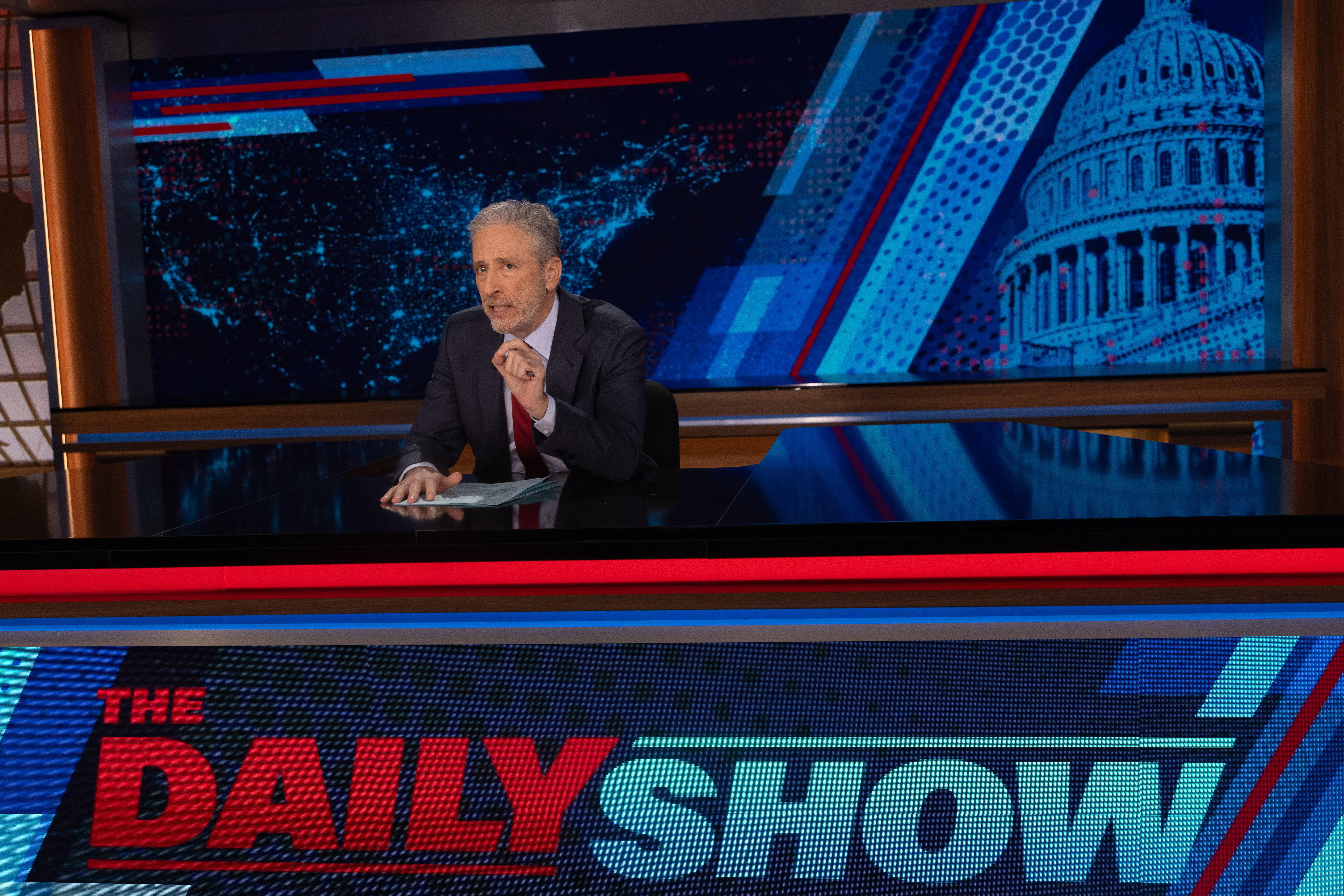 ‘The Daily Show’s Jon Stewart Says Kamala Harris “Crushed It”, Has Some Fun With Pet-Eating Comments & ...