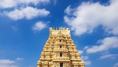 5 Must-Visit Temples Along The Bangalore-Mysore Highway