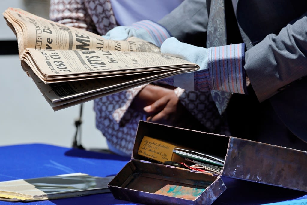 Fort Lauderdale opens time capsule hidden at City Hall. So what was inside?