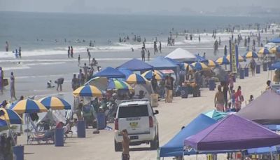 ‘I really like it here’: Visitors, residents flock to Central Florida beaches