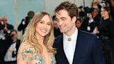 Robert Pattinson y Suki Waterhouse ¡ya son papás!