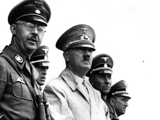 Los escalofriantes diarios de Heinrich Himmler, el arquitecto del Holocausto: hablaba con su hija, jugaba a las cartas y luego ejecutaba familias enteras