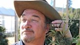 Jim Belushi, de estrella de los 90s a granjero de marihuana