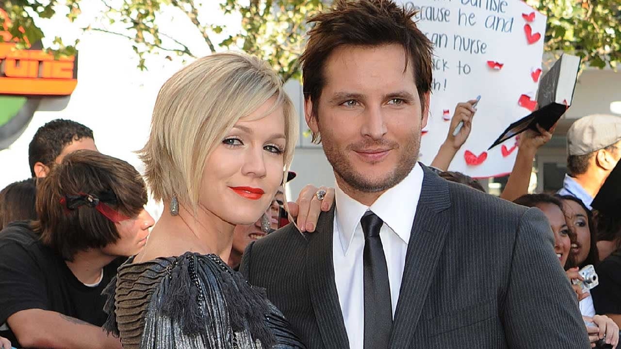 Exes Jennie Garth and Peter Facinelli Reunite for 'Family Day Out' After Rekindling Their Friendship