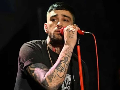 Zayn Malik impresses fans in first-ever solo concert since leaving One Direction in 2015