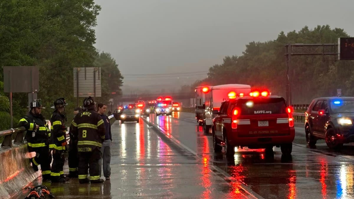 1 killed, 23 hurt in party bus crash on I-95 in northern Maryland