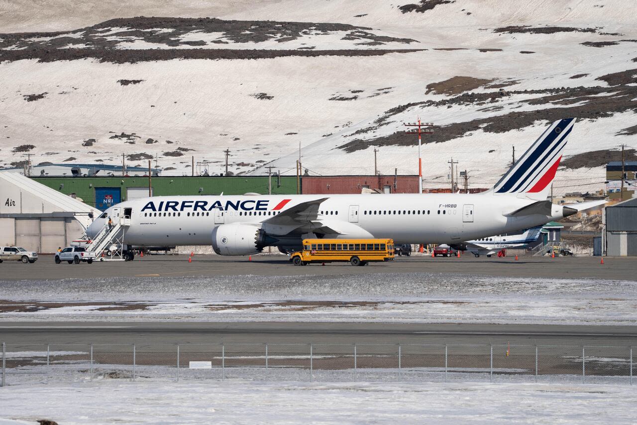 Air France plane makes emergency landing in Iqaluit