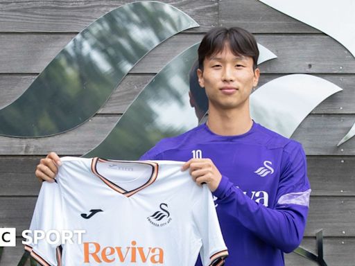 Eom Ji-Sung: South Korean joins Swansea City on four-year deal
