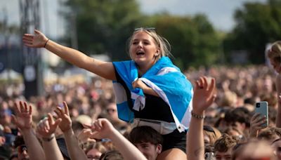 TRNSMT revellers to soak up some sun on first day of festival as temps hit 19C