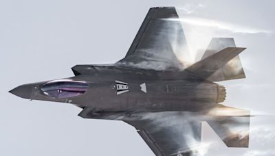 F-35戰機要群飛亞太部署 美為備戰陸空中實力大升級 - 軍事