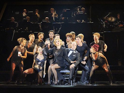 'Chicago' brings the razzle dazzle back to Sydney – can the new cast of cons keep it up?