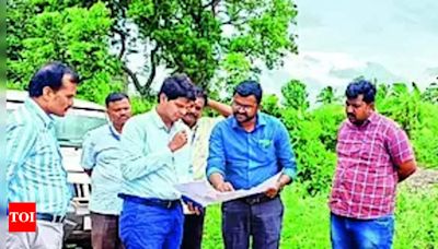 Dc Visits Rain-hit Nanjangud | Mysuru News - Times of India