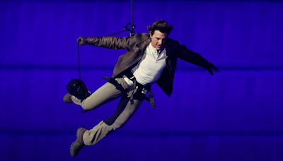 Tom Cruise dives into Paris Olympics closing ceremony in jaw-dropping stunt