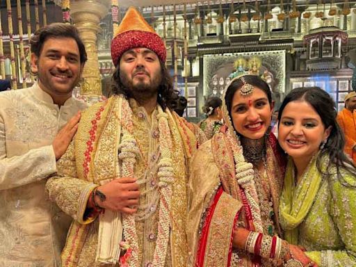 MS Dhoni, Sakshi Singh congratulate newlyweds Anant Ambani and Radhika Merchant