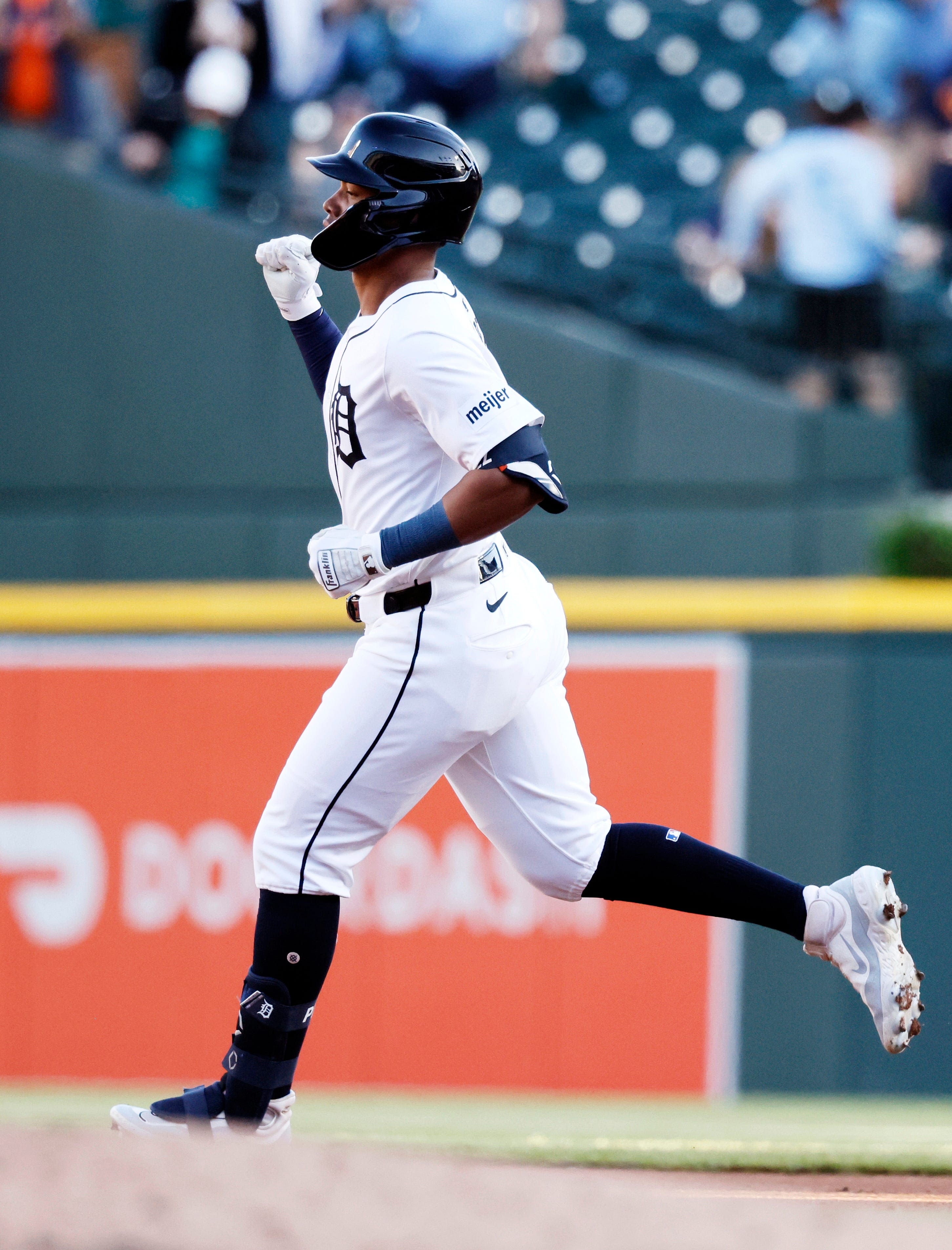 Wenceel Pérez slugs Detroit Tigers to 11-6 win over St. Louis Cardinals with two home runs