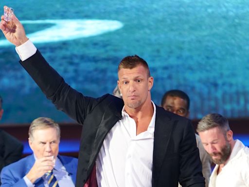 ...If He Was Coming Back’: The Story Behind Rob Gronkowski Going Wildly Off Script For Tom Brady Roast...