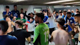 La celebración del ascenso virtual en el vestuario del Xerez CD